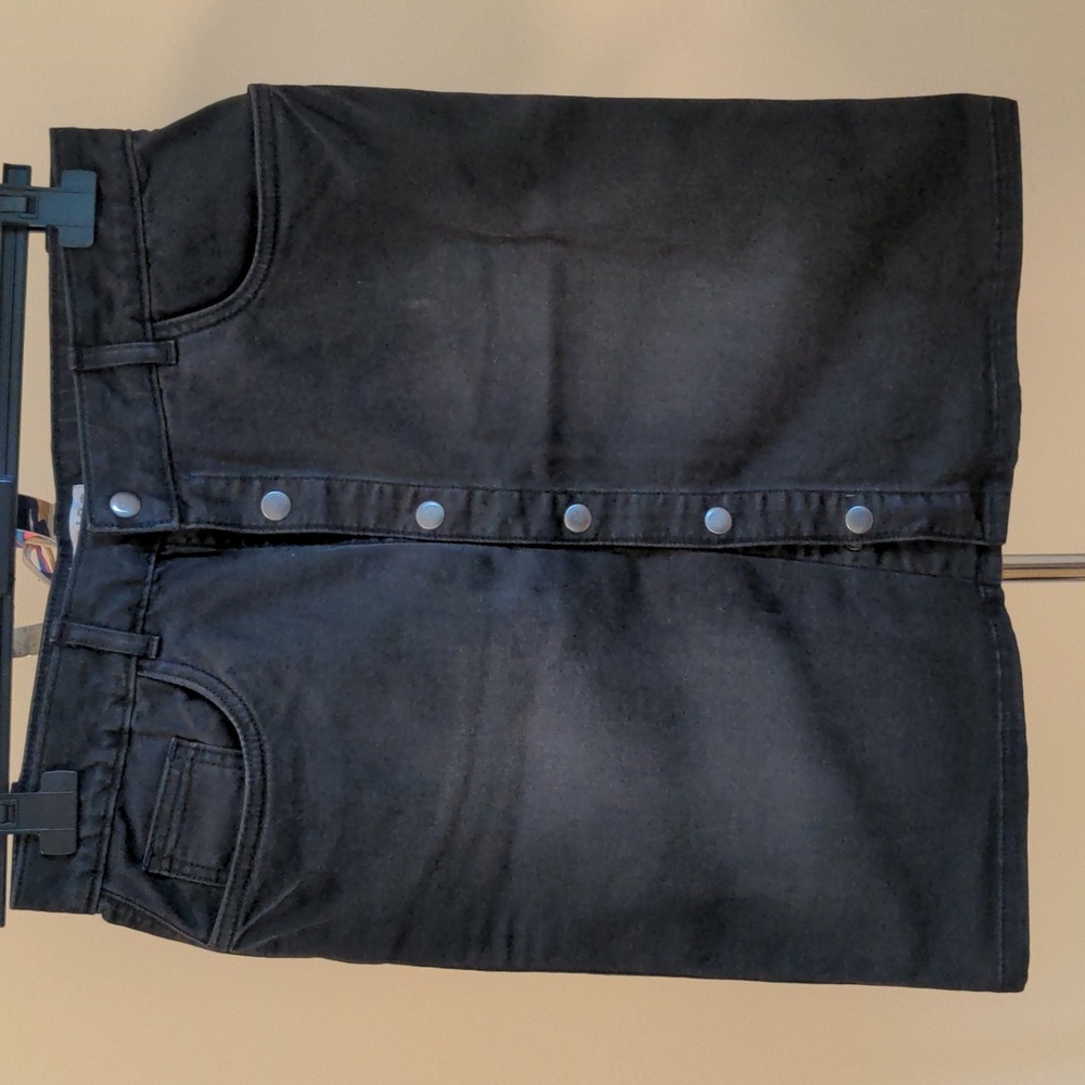 Adorable black denim jean skirt Indigo Collection (M&S) US Size 6 /UK Size 10
